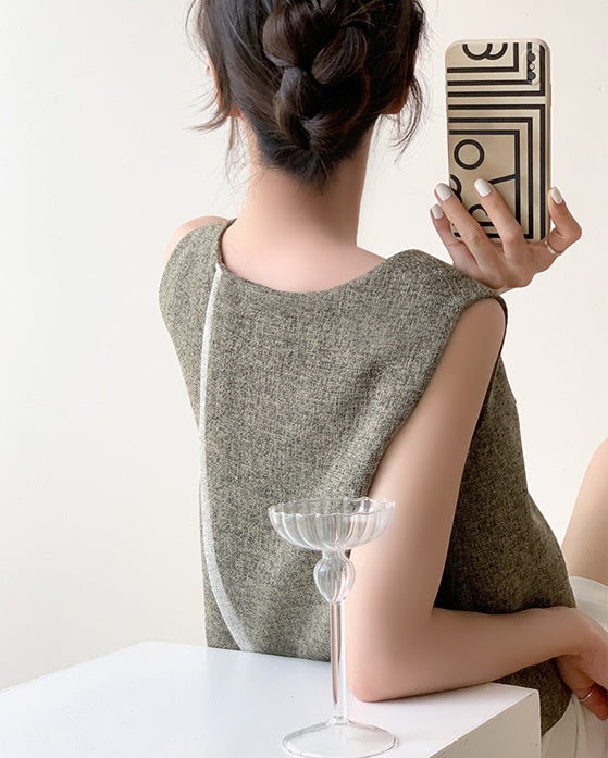 DR235702 Top/Pre-order