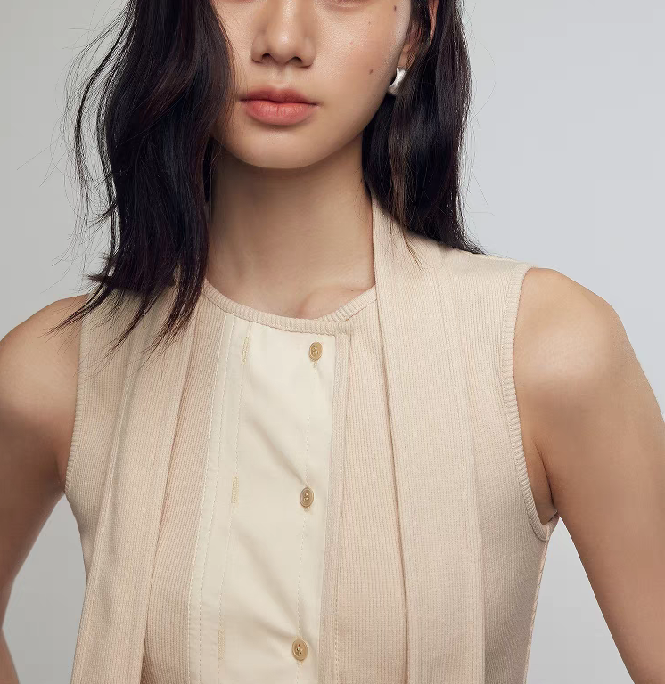 DR235050 Knit Top/Pre-order